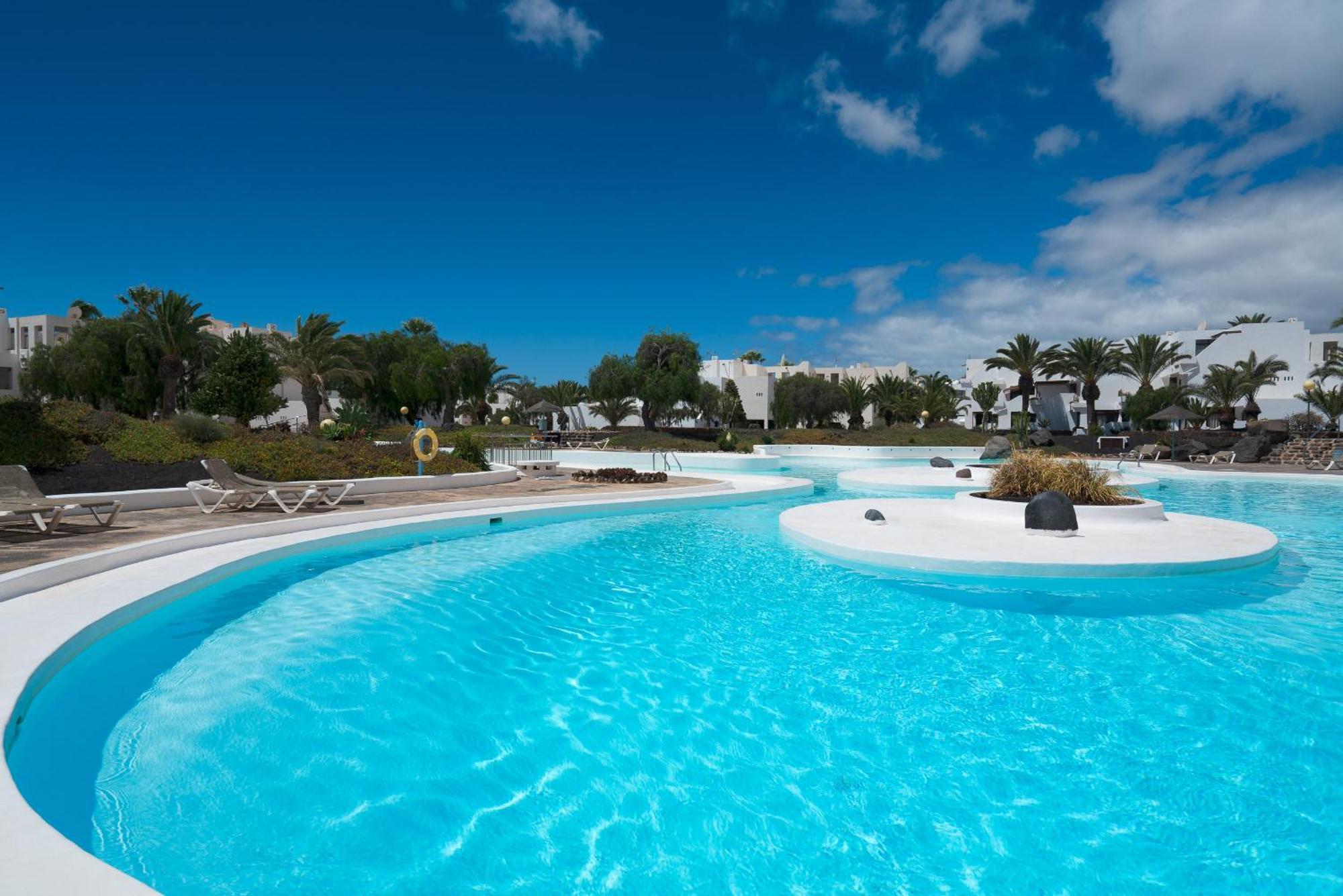 Lanzarote Beach Apartments, Casa Bruna Costa Teguise Exterior photo